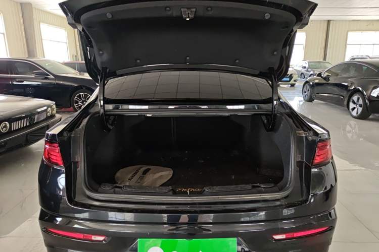 Used Geely Auto Preface 2023 2.0TD Prestige Version Trunk