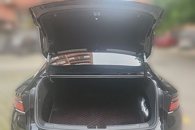 Used Geely Auto Preface 2023 1.5TD Kunlun Edition Trunk