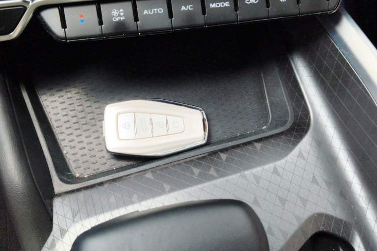 Used Geely Auto Preface 2023 1.5TD Kunlun Edition Vehicle Key