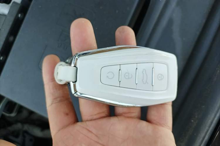 Used Geely Auto Preface 2023 2.0TD Luxury Version Vehicle Key