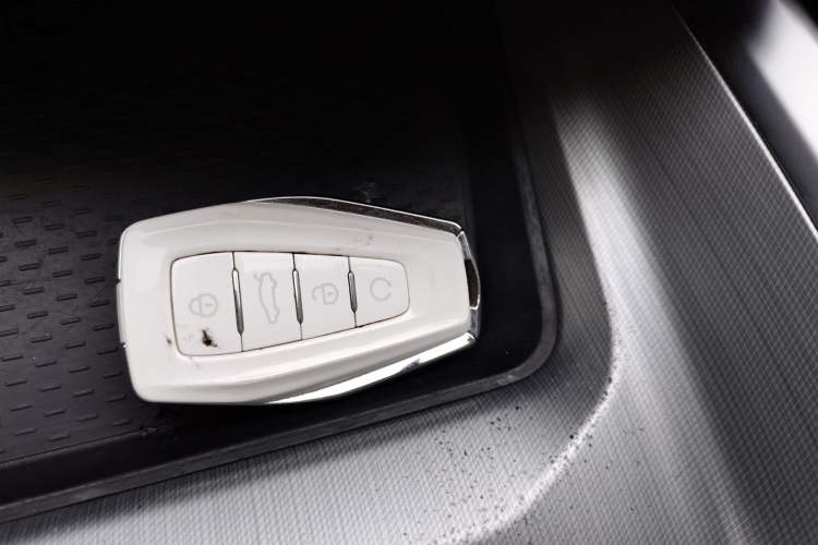 Used Geely Auto Preface 2023 2.0TD Prestige Version Vehicle Key