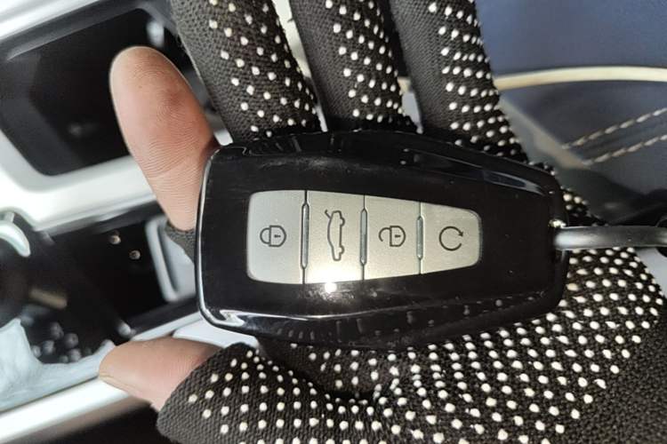 Used Geely Auto Preface 2023 2.0TD Prestige Version Vehicle Key