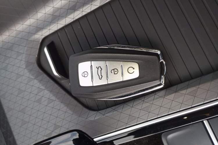 Used Geely Auto Preface 2023 1.5TD Kunlun Edition Vehicle Key
