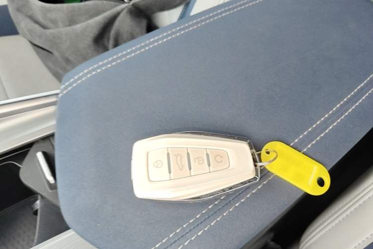 Used Geely Auto Preface 2023 2.0TD Prestige Version Vehicle Key