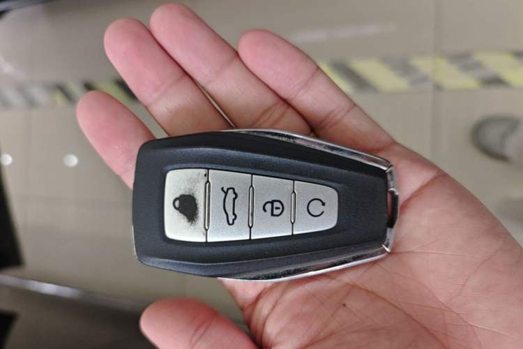 Used Geely Auto Preface 2023 1.5TD Kunlun Edition Vehicle Key
