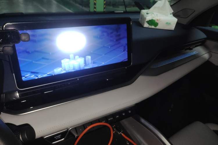 Used Geely Auto Preface 2023 2.0TD Prestige Version Audio And AC Panel