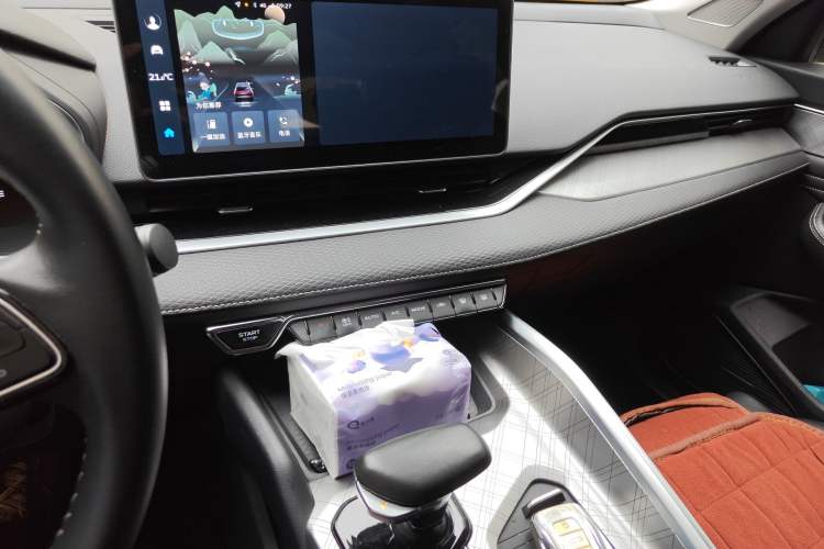 Used Geely Auto Preface 2023 2.0TD Luxury Version Audio And AC Panel