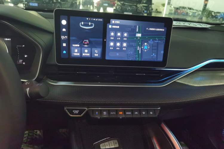 Used Geely Auto Preface 2023 2.0TD Luxury Version Audio And AC Panel