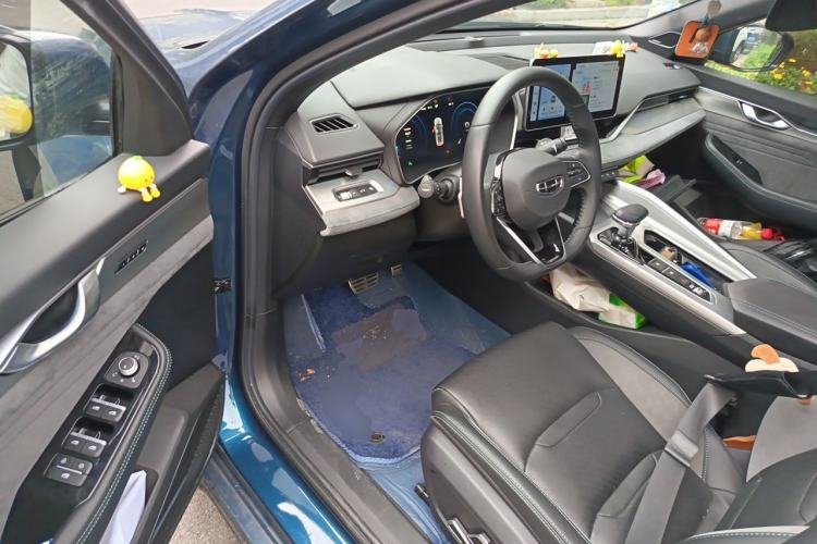Used Geely Auto Preface 2023 2.0TD "Only This Verdant Green" Edition Driver Seat