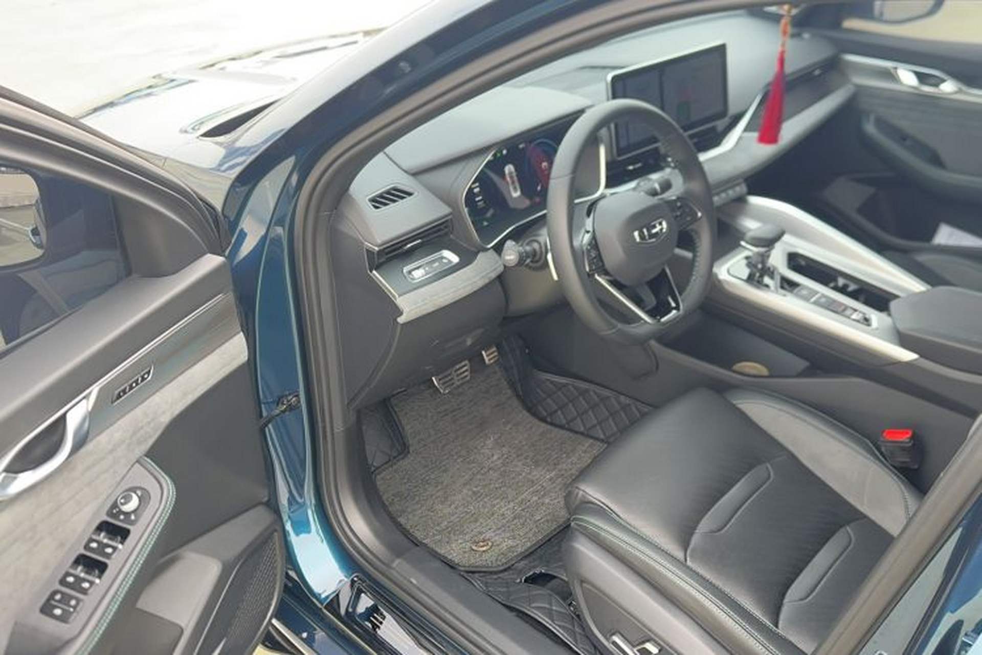 Used Geely Auto Preface 2023 2.0TD "Only This Verdant Green" Edition Driver Seat