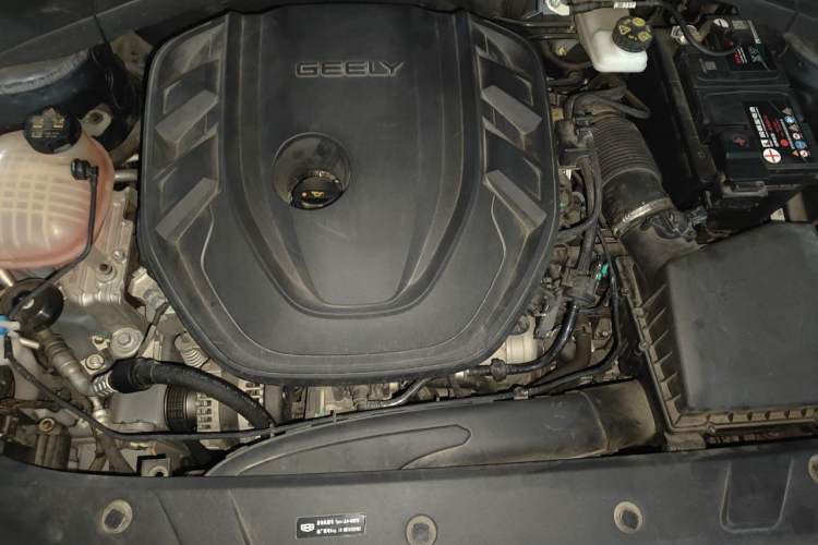 Used Geely Auto Preface 2023 2.0TD "Only This Verdant Green" Edition Engine Bay