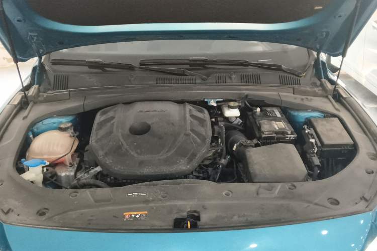 Used Geely Auto Preface 2023 2.0TD Prestige Version Engine Bay