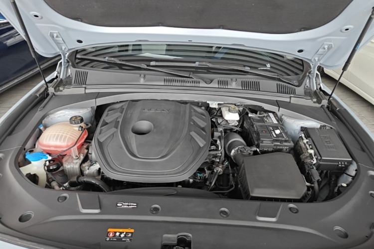 Used Geely Auto Preface 2023 2.0TD Prestige Version Engine Bay