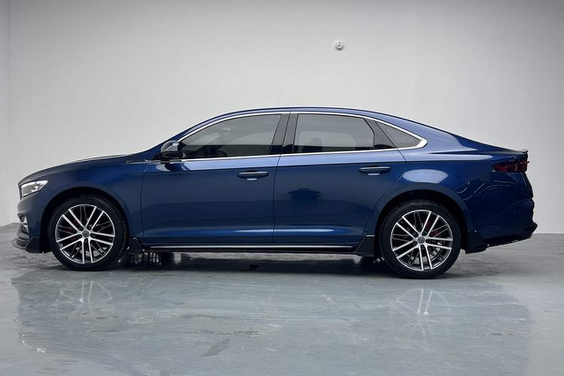 Used Geely Auto Preface 2023 2.0TD "Only This Verdant Green" Edition Exterior 1