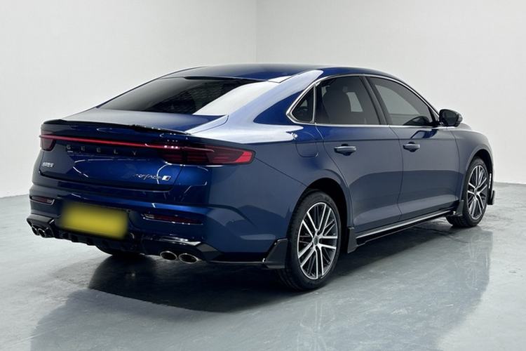 Used Geely Auto Preface 2023 2.0TD "Only This Verdant Green" Edition Exterior 2