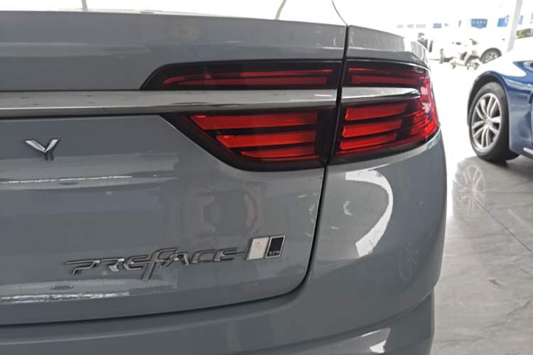 Used Geely Auto Preface 2023 2.0TD Prestige Version Exterior 3