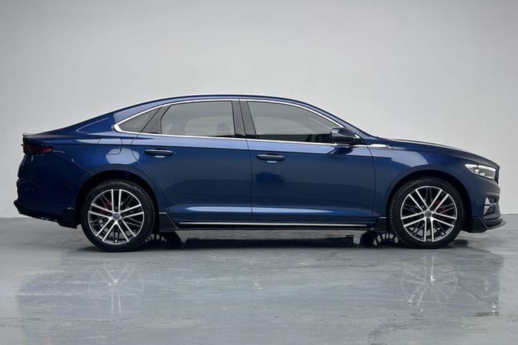 Used Geely Auto Preface 2023 2.0TD "Only This Verdant Green" Edition Exterior 6