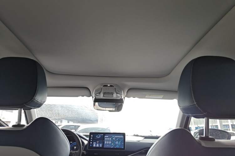 Used Geely Auto Preface 2023 2.0TD Prestige Version Headliner
