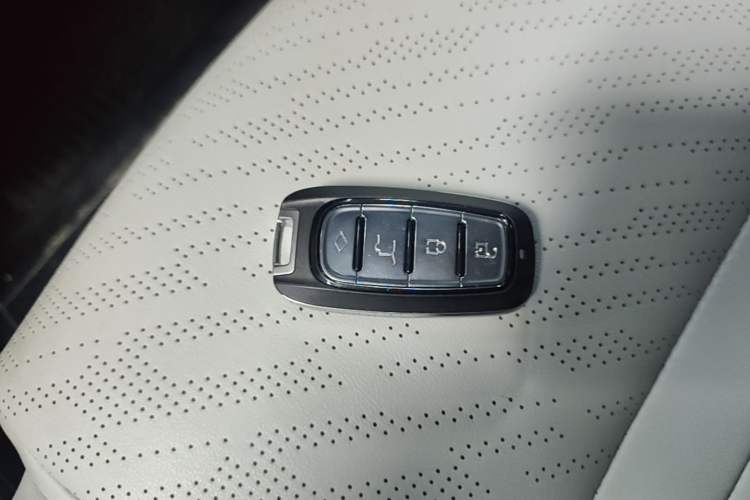 Used Geely Auto Preface 2023 2.0TD Prestige Version Interior 1