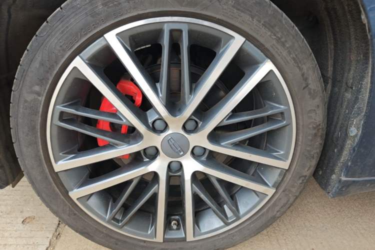 Used Geely Auto Preface 2023 2.0TD Prestige Version Left Front Wheel Hub