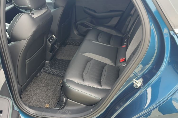 Used Geely Auto Preface 2023 2.0TD "Only This Verdant Green" Edition Left Rear Seat