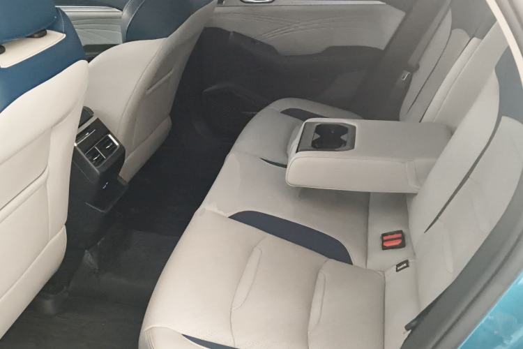 Used Geely Auto Preface 2023 2.0TD Prestige Version Left Rear Seat