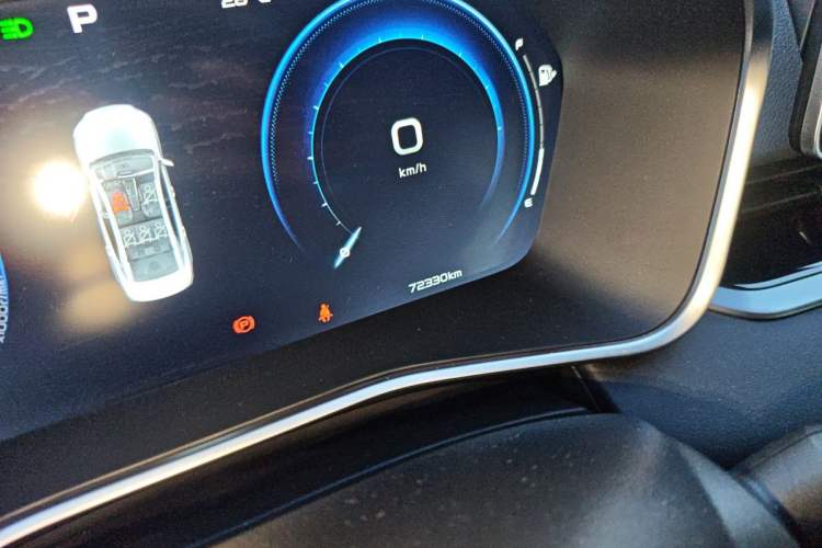 Used Geely Auto Preface 2023 1.5TD Kunlun Edition Odometer Close Up