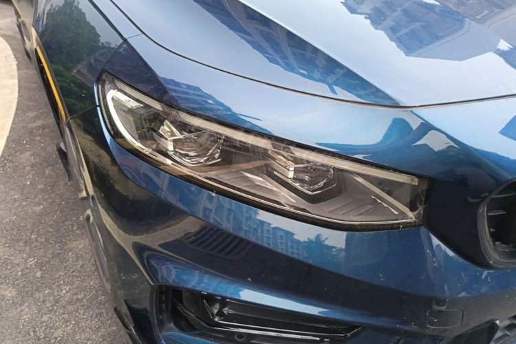 Used Geely Auto Preface 2023 2.0TD "Only This Verdant Green" Edition Right Front Headlight