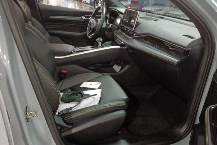 Used Geely Auto Preface 2023 1.5TD Fuyao Version Right Front Seat