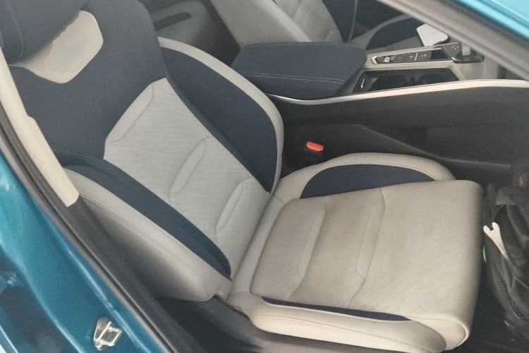 Used Geely Auto Preface 2023 2.0TD Prestige Version Right Front Seat