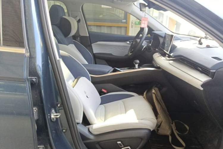 Used Geely Auto Preface 2023 2.0TD Prestige Version Right Front Seat