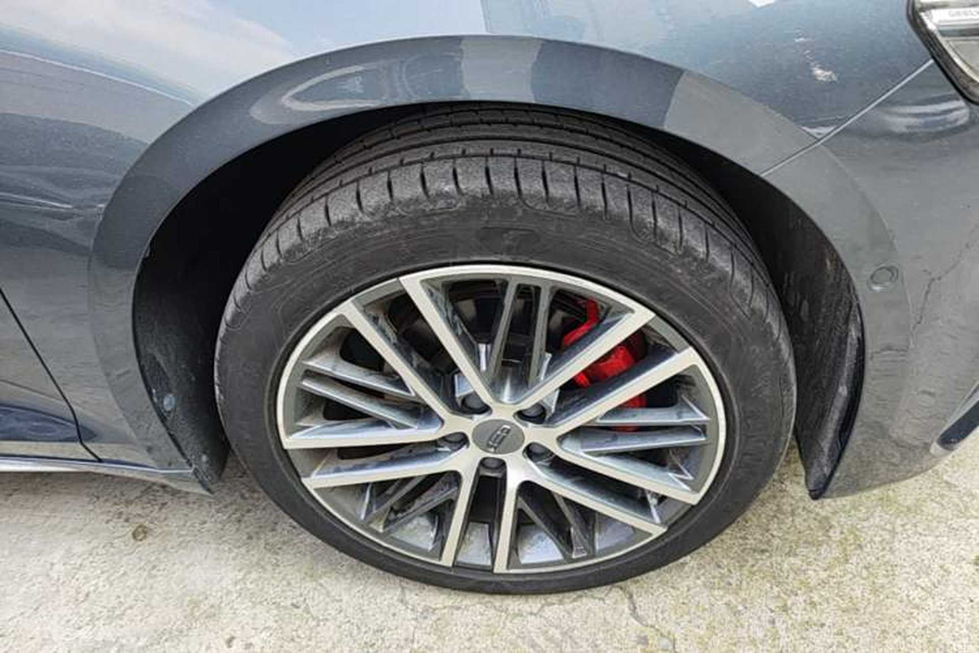 Used Geely Auto Preface 2023 2.0TD Prestige Version Right Front Wheel Hub