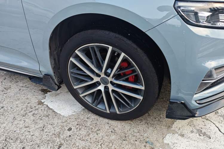 Used Geely Auto Preface 2023 1.5TD Kunlun Edition Right Front Wheel Hub