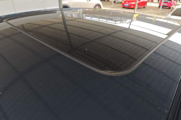 Used Geely Auto Preface 2023 2.0TD Prestige Version Roof