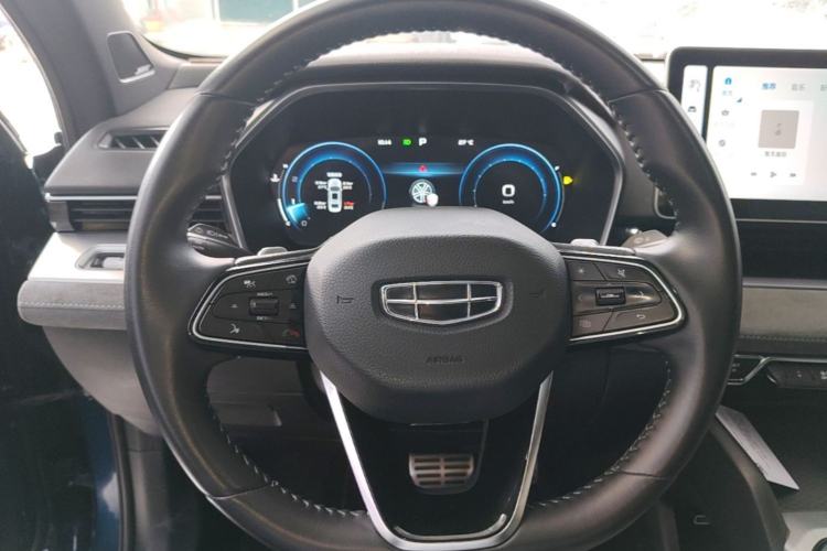 Used Geely Auto Preface 2023 2.0TD "Only This Verdant Green" Edition Steering Wheel