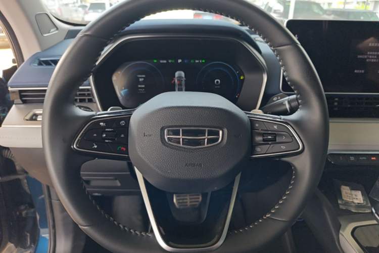 Used Geely Auto Preface 2023 2.0TD Prestige Version Steering Wheel