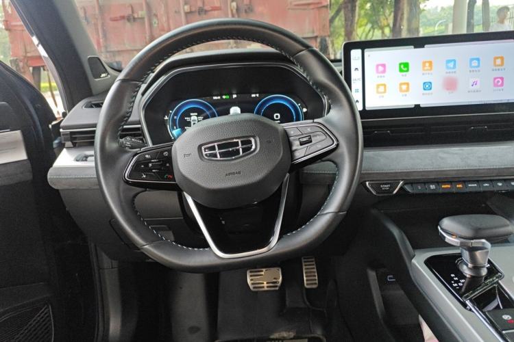 Used Geely Auto Preface 2023 2.0TD "Only This Verdant Green" Edition Steering Wheel