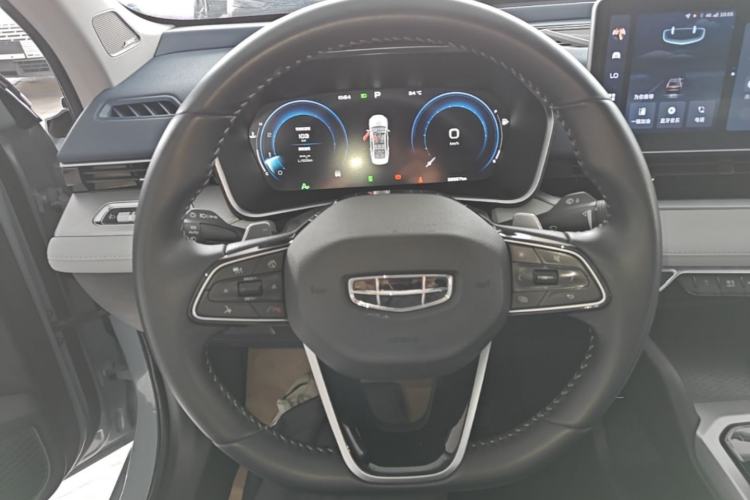 Used Geely Auto Preface 2023 2.0TD Prestige Version Steering Wheel