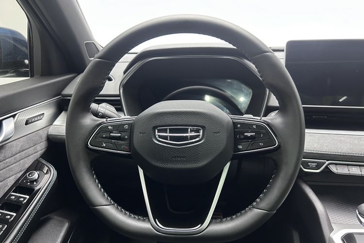 Used Geely Auto Preface 2023 2.0TD "Only This Verdant Green" Edition Steering Wheel