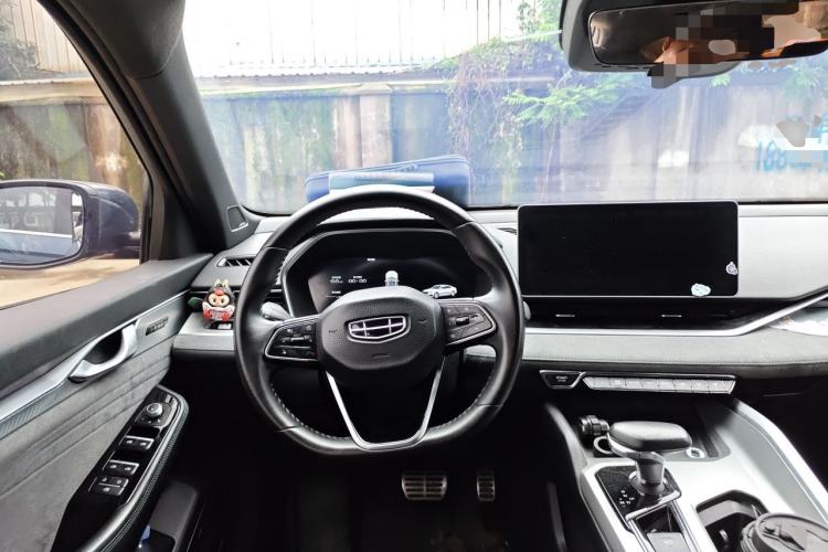 Used Geely Auto Preface 2023 2.0TD "Only This Verdant Green" Edition Steering Wheel