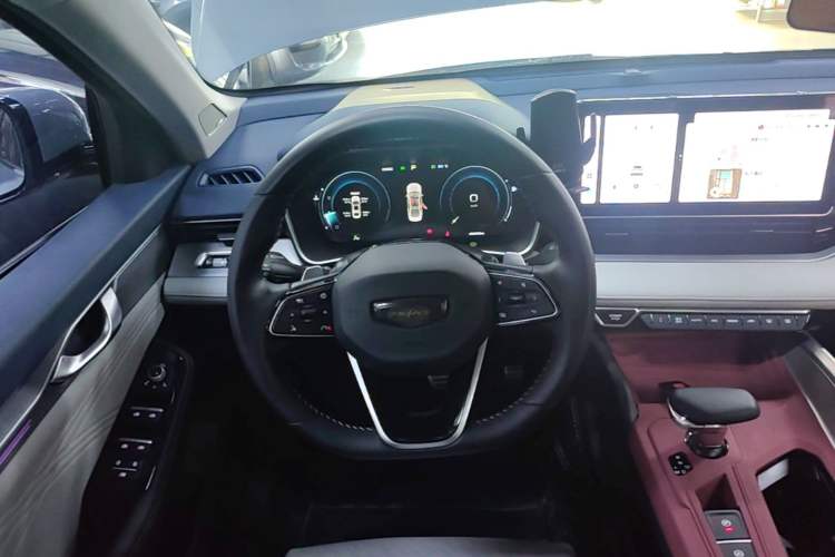 Used Geely Auto Preface 2023 2.0TD Prestige Version Steering Wheel