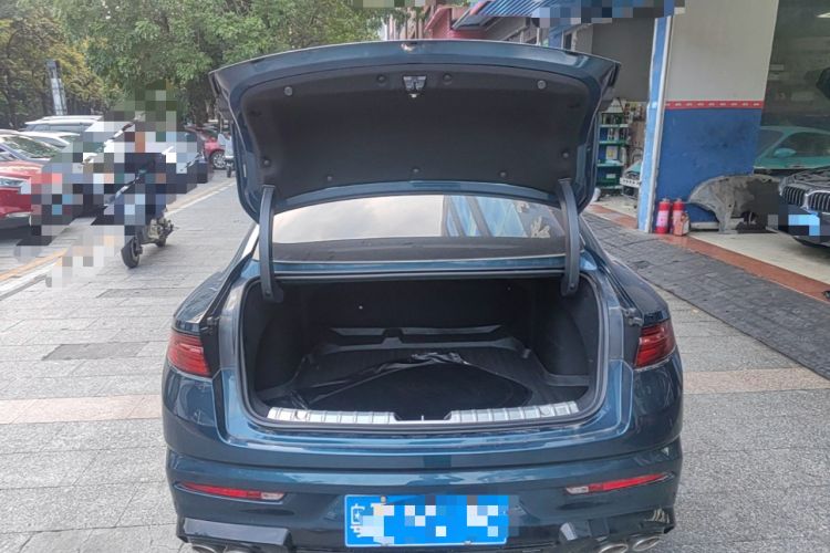 Used Geely Auto Preface 2023 2.0TD "Only This Verdant Green" Edition Trunk
