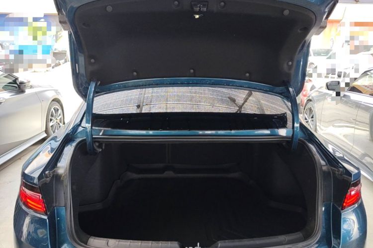 Used Geely Auto Preface 2023 2.0TD "Only This Verdant Green" Edition Trunk