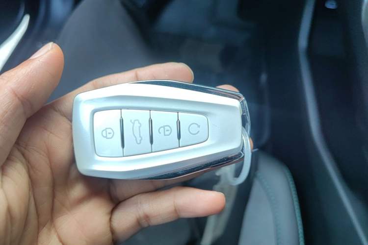 Used Geely Auto Preface 2023 2.0TD "Only This Verdant Green" Edition Vehicle Key