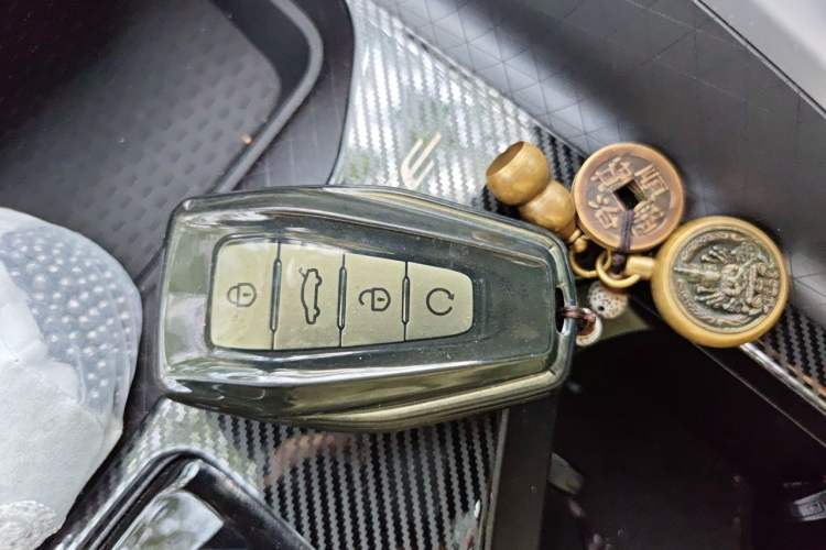 Used Geely Auto Preface 2023 2.0TD Space-Time Edition Vehicle Key