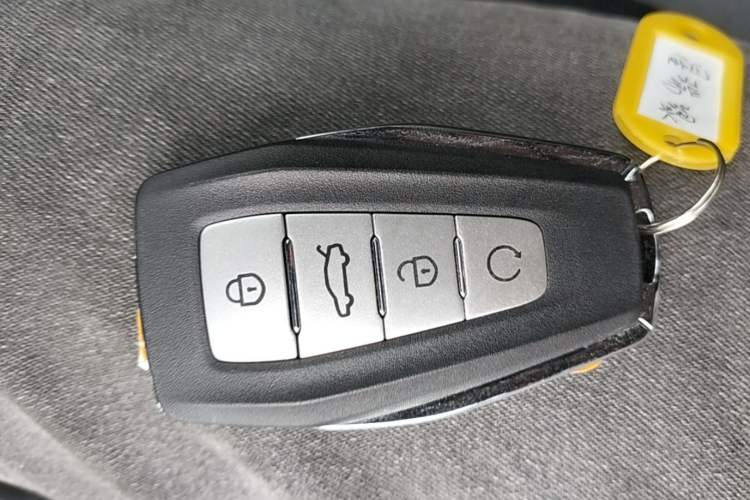 Used Geely Auto Preface 2023 2.0TD "Only This Verdant Green" Edition Vehicle Key