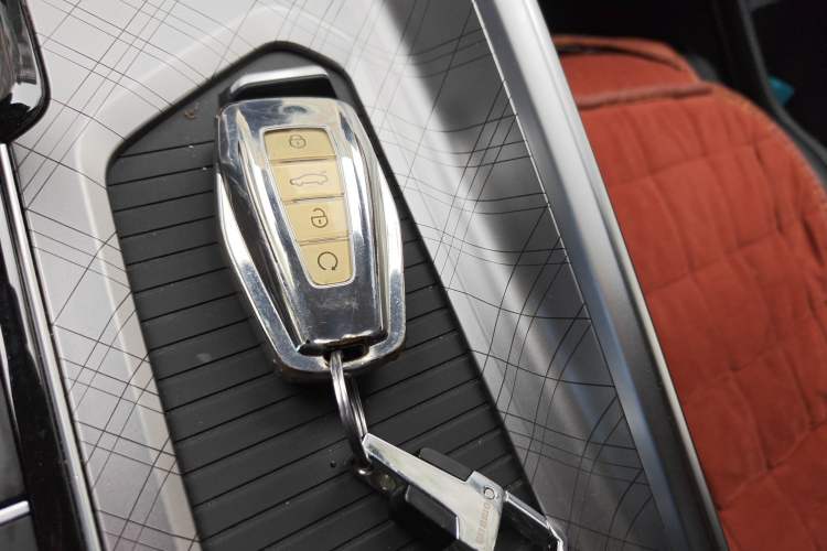 Used Geely Auto Preface 2023 2.0TD Luxury Version Vehicle Key