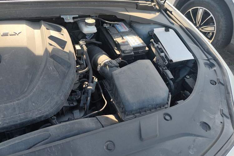 Used Geely Auto Preface 2023 2.0TD Prestige Version Engine Bay Left