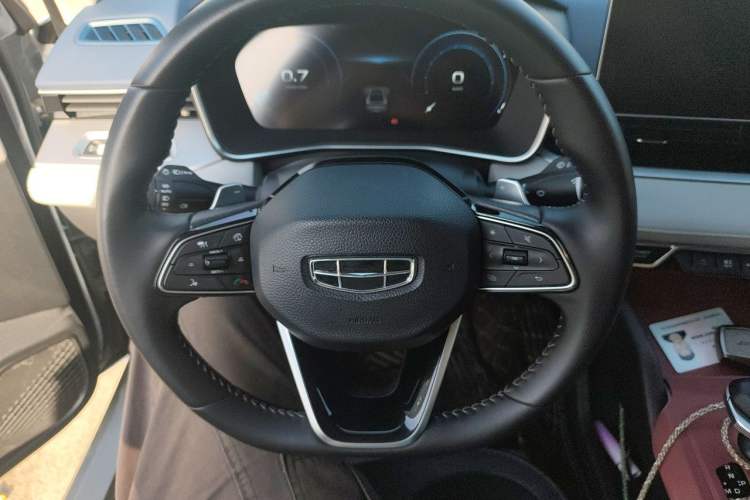 Used Geely Auto Preface 2023 2.0TD Prestige Version Steering Wheel