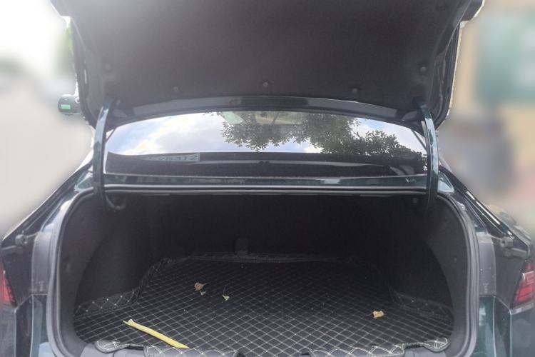 Used Geely Auto Preface 2023 2.0TD "Only This Verdant Green" Edition Trunk